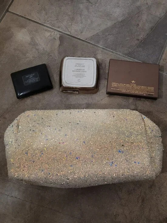 Makeup Bundle - Picture 2 of 6